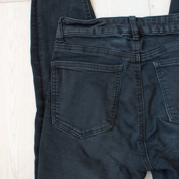 Ultra High Rise Skinny Distressed Jeans - Picture 6 of 8